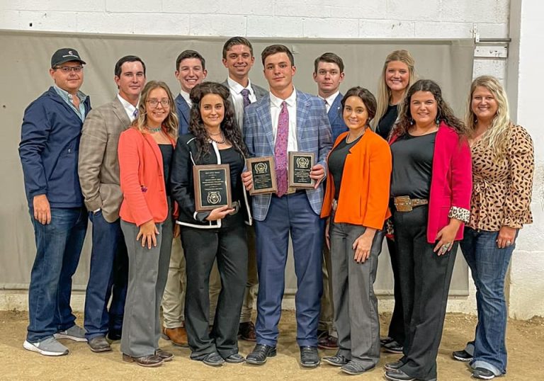 EOSC Livestock Judging Team finishes in the Top 3 at the National Barrow Show